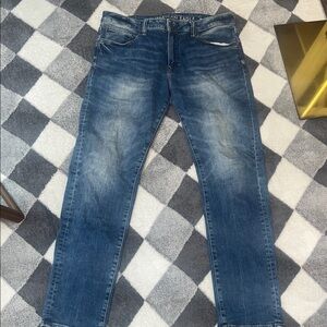American Eagle Outfitters Men's Slim Jeans in Classic Blue